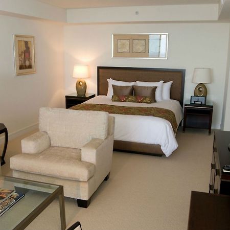 Jet Luxury At The Trump Waikiki Oahu Exterior photo
